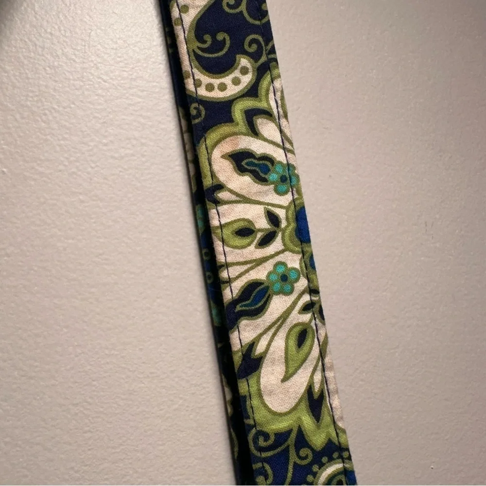 Vera Bradley Rhythm & Blues Aqua Green Hipster Crossbody Bag Retired Paisley EUC
